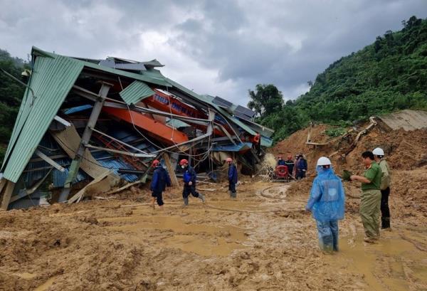 Chủ động ứng phó trước đợt mưa bão mới