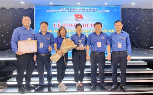 Tham gia Liên hoan Thanh niên tiên tiến làm theo lời Bác khu vực miền Trung - Tây Nguyên