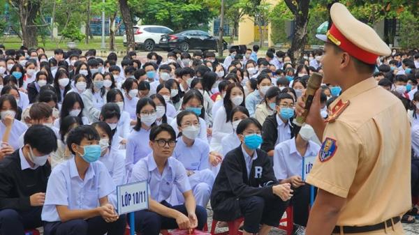 Ngăn chặn tai nạn giao thông học đường: Cần sự chung tay của phụ huynh