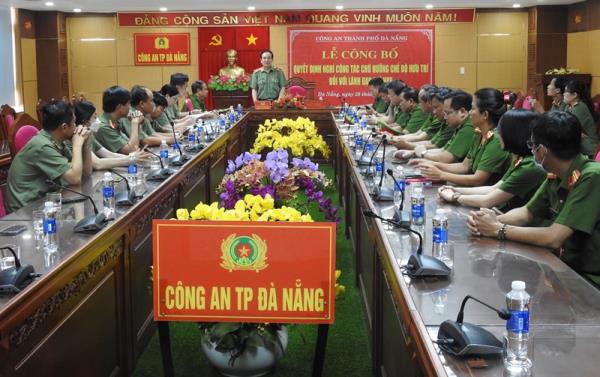Công an TP Đà Nẵng công bố quyết định nghỉ chờ hưu đối với 3 lãnh đạo cấp phòng