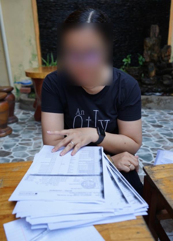 Sập bẫy... sàn chứng khoán ( Kỳ 1: Mất hàng chục tỷ đồng... như thật)