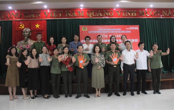 Công an TP Đà Nẵng ra mắt câu lạc bộ Nam giới tiên phong trong phòng ngừa, ứng phó với bạo lực phụ nữ, trẻ em