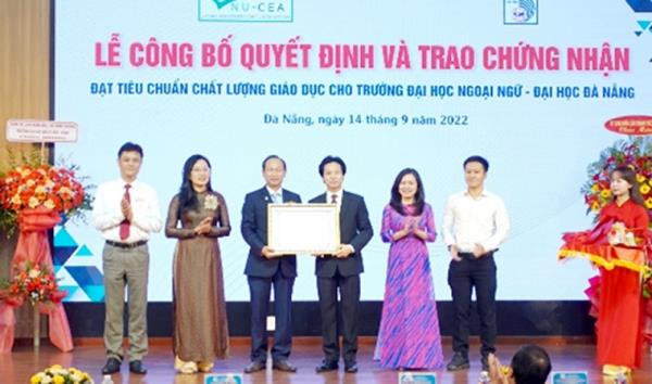 Trường Đại học Ngoại ngữ Đà Nẵng đạt chuẩn Kiểm định chất lượng cơ sở giáo dục Đại học lần 2