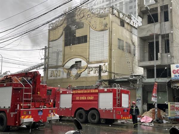 Hỏa hoạn kinh hoàng khiến 32 người thiệt mạng tại quán karaoke An Phú