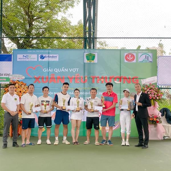 Giải tennis Xuân Yêu Thương giúp đỡ người nghèo đón tết, vui Xuân