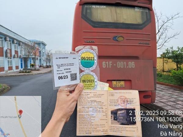 Lộ giấy tờ giả