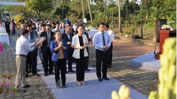 Dâng hương tưởng niệm 504 thường dân  vô tội ở Sơn Mỹ bị thảm sát 55 năm trước