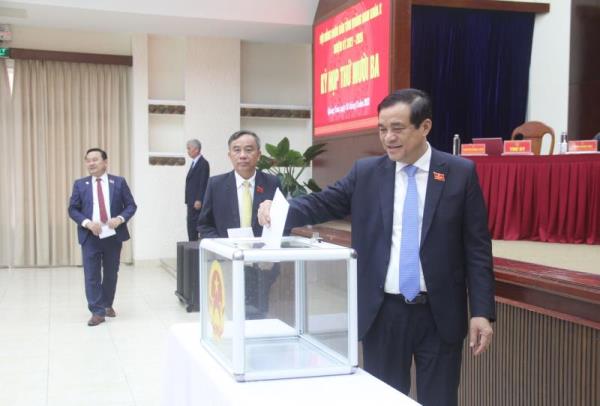 Miễn nhiệm đại biểu HĐND tỉnh Quảng Nam đối với ông Nguyễn Viết Dũng