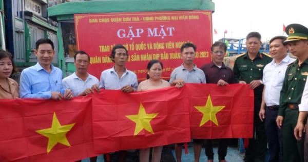 Ngư dân Sơn Trà nói không với đánh bắt thủy sản trái phép