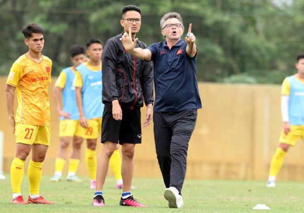 U22 Việt Nam triệu tập 31 cầu thủ chuẩn bị cho SEA Games 32