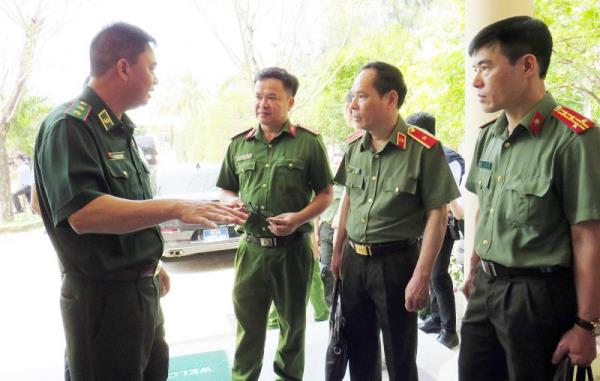 Khảo sát, thẩm tra 2 dự án luật tại phường giáp biển ở Quảng Nam