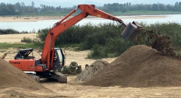 Quảng Nam tăng cường công tác kiểm tra, giám sát hoạt động khai thác cát, sỏi lòng sông