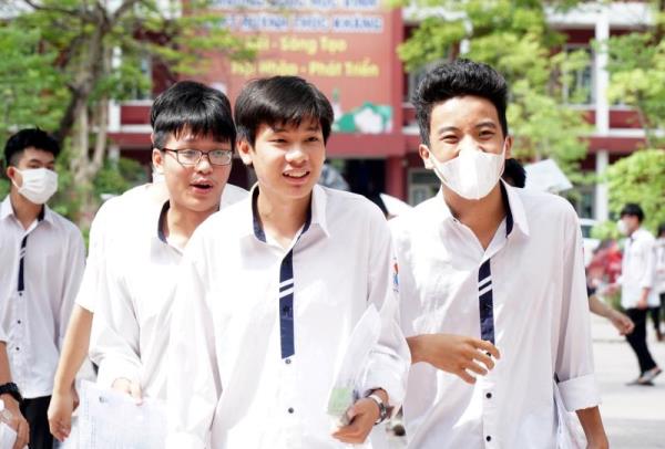 Ngày thi đầu tiên Kỳ thi Tốt nghiệp THPT 2023: Đề Văn vừa sức, đề Toán có độ phân hóa tốt