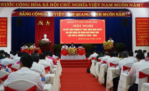 Tăng cường công tác giám sát của Đảng, xây dựng chính quyền hoạt động hiệu quả