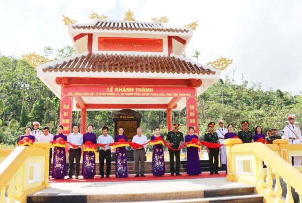 Khánh thành Nhà tưởng niệm liệt sĩ tại tuyến đường 71 - Thủy điện Rào Trăng 3