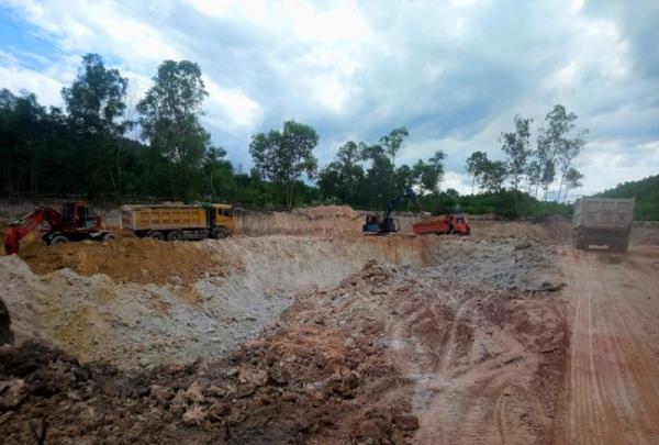 Thanh tra việc cấp phép, quản lý, khai thác khoáng sản đất làm vật liệu san lấp