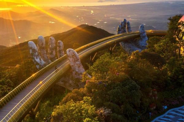 Cầu Vàng – 5 năm nhìn lại một biểu tượng