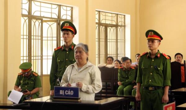 Chủ hụi chiếm đoạt hơn 3,7 tỷ đồng lãnh 7 năm tù