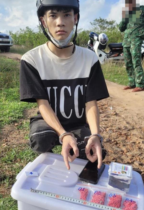 Liên tiếp bắt ma nơi biên giới