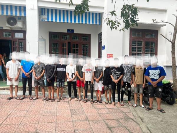 Khởi tố vụ án hình sự đối với nhóm thanh thiếu niên gây rối trật tự công cộng