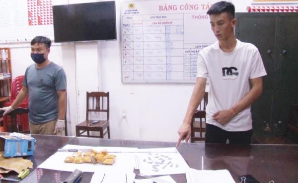 Bắt giữ đối tượng vận chuyển hơn 1.000 viên nén ma tuý
