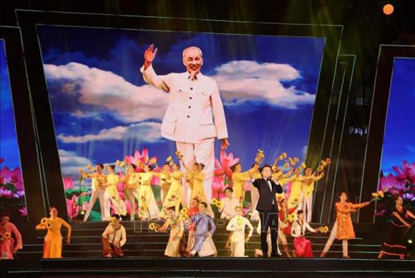 Nhiều chương trình nghệ thuật đặc sắc mừng Quốc khánh 2-9