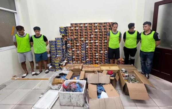 Công an Hà Nội triệt phá đường dây sản xuất, tiêu thụ gần 1 tấn pháo nổ