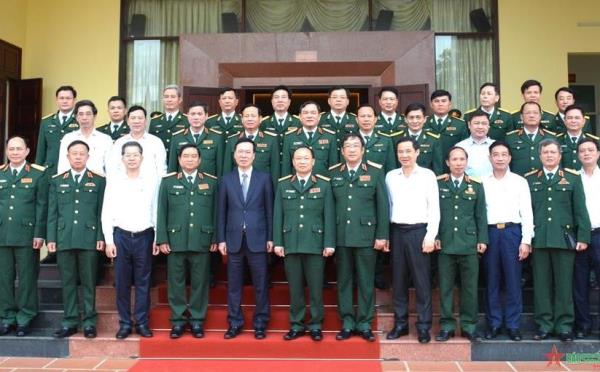 Chủ tịch nước Võ Văn Thưởng thăm, làm việc tại Quân khu 5