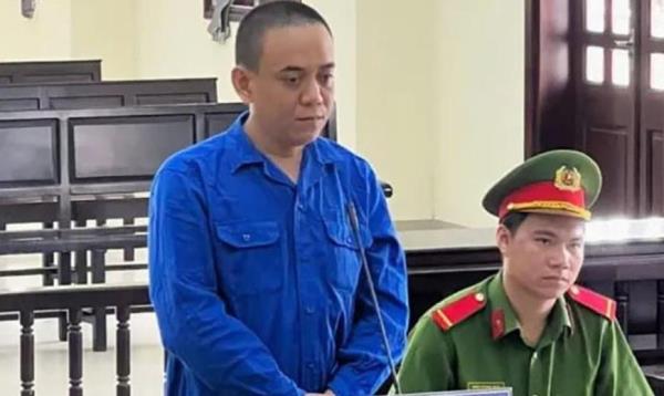 Ghen tuông, người đàn ông sát hại vợ giữa đường