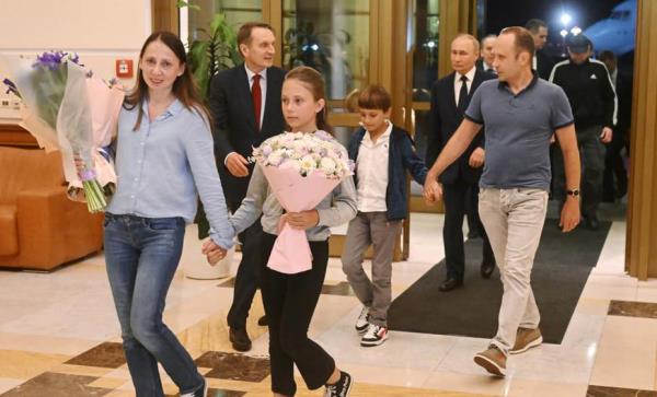 Nga - phương Tây tiến hành đợt trao đổi tù nhân lịch sử