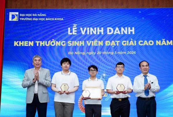 Trường Đại học Bách khoa Đà Nẵng vinh danh sinh viên đạt thành tích cao tại các cuộc thi trong nước và quốc tế