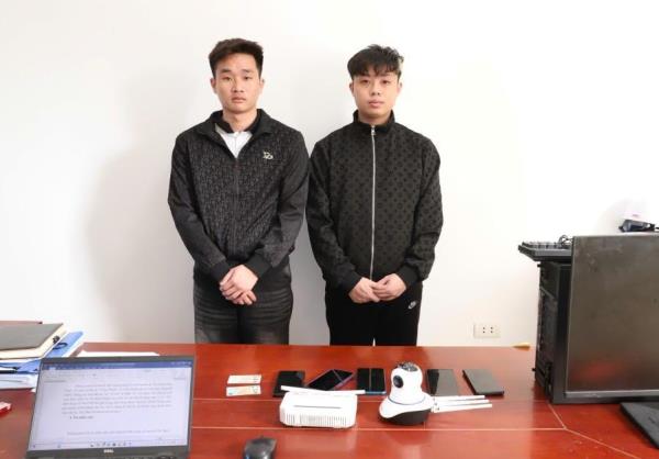 Bắt 2 đối tượng lừa đảo bằng hình thức bán vé xe trên mạng xã hội