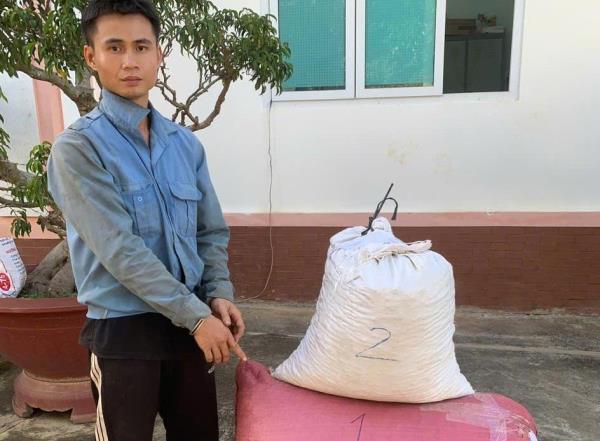 Nông tặc sa lưới