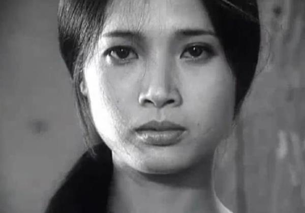 Bây giờ đã đến tháng Mười tri ân NSND Đặng Nhật Minh