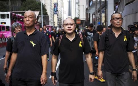 Lãnh đạo Chiếm Trung tâm Hồng Kông sẽ tự thú