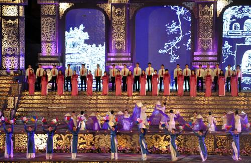 Lễ khai mạc Festival Huế 2014: Văn hóa 5 châu hội tụ tại cố đô Huế