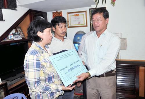 Tàu cá Đà Nẵng bị tàu Trung Quốc đâm chìm ở Hoàng Sa: Không chùn bước trước sự hung hăng của Trung Quốc