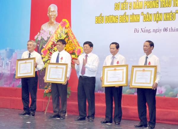 Sơ kết 5 năm phong trào thi đua Dân vận khéo: Gần dân, nghe dân nói, nói dân hiểu mới nắm được tình hình, nguyện vọng của dân