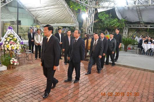 Chủ tịch nước Trương Tấn Sang viếng đồng chí Nguyễn Bá Thanh