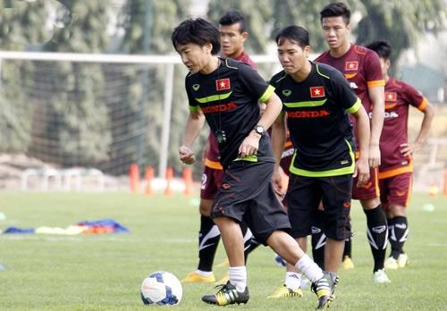 Áp lực từ HLV Miura