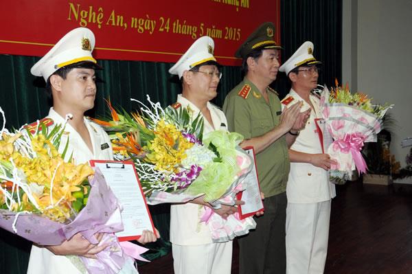 Công bố quyết định bổ nhiệm Giám đốc, Phó Giám đốc Công an tỉnh Nghệ An