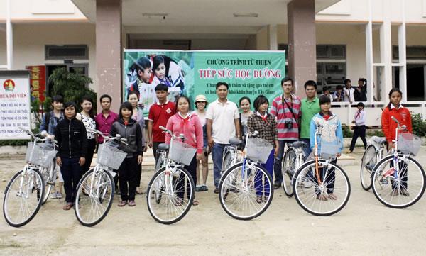 Gian nan con chữ vùng cao