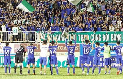 Vòng 25 V-League 2015: HAGL chính thức trụ hạng
