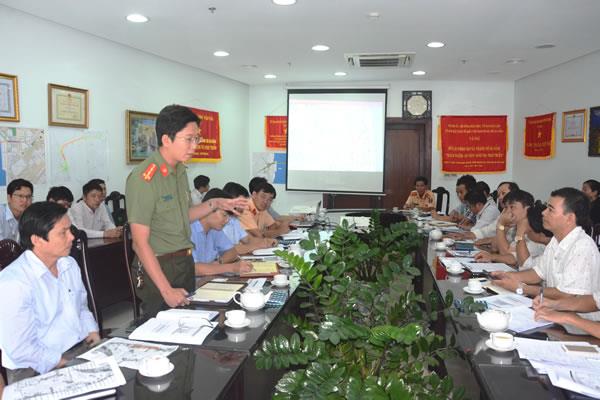 Tiếp tục bàn phương án phân luồng phục vụ thi công hầm chui phía Tây cầu Sông Hàn