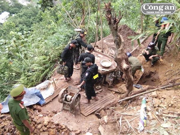 Truy quét vàng tặc ở Bồng Miêu