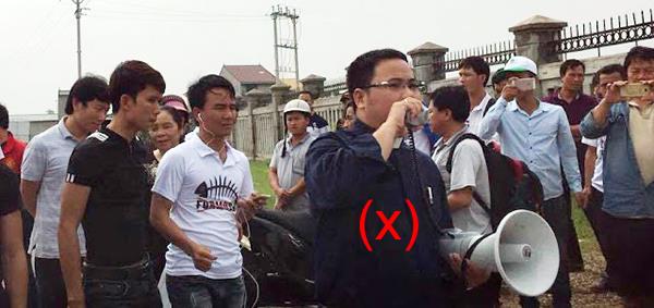 Những hành động trái nghịch đạo và đời của linh mục Đặng Hữu Nam