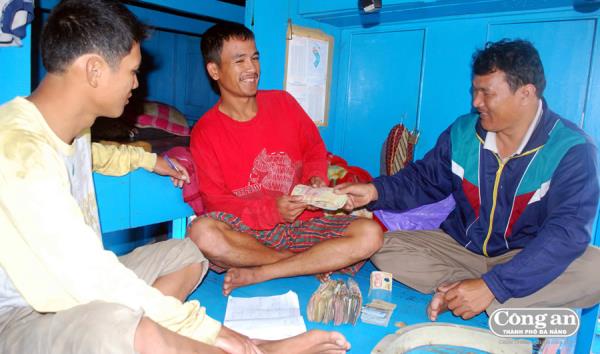 Khát vọng vươn khơi (Kỳ 2: Bạn và nỗi niềm...tìm bạn)