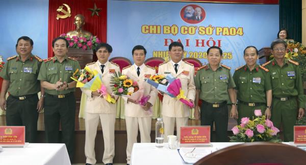 Chi bộ đầu tiên trực thuộc Đảng bộ CATP Đà Nẵng tổ chức Đại hội điểm