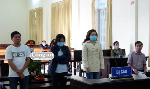 Liên đới bồi thường 7,6 tỷ đồng vì công chứng giấy tờ giả