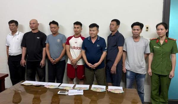 Xóa ổ bạc tại gia